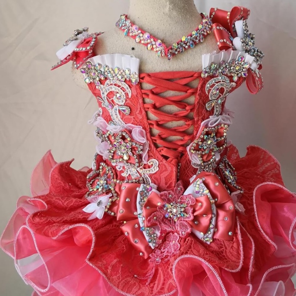Cupcake style pageant dress - Picture 3 of 4